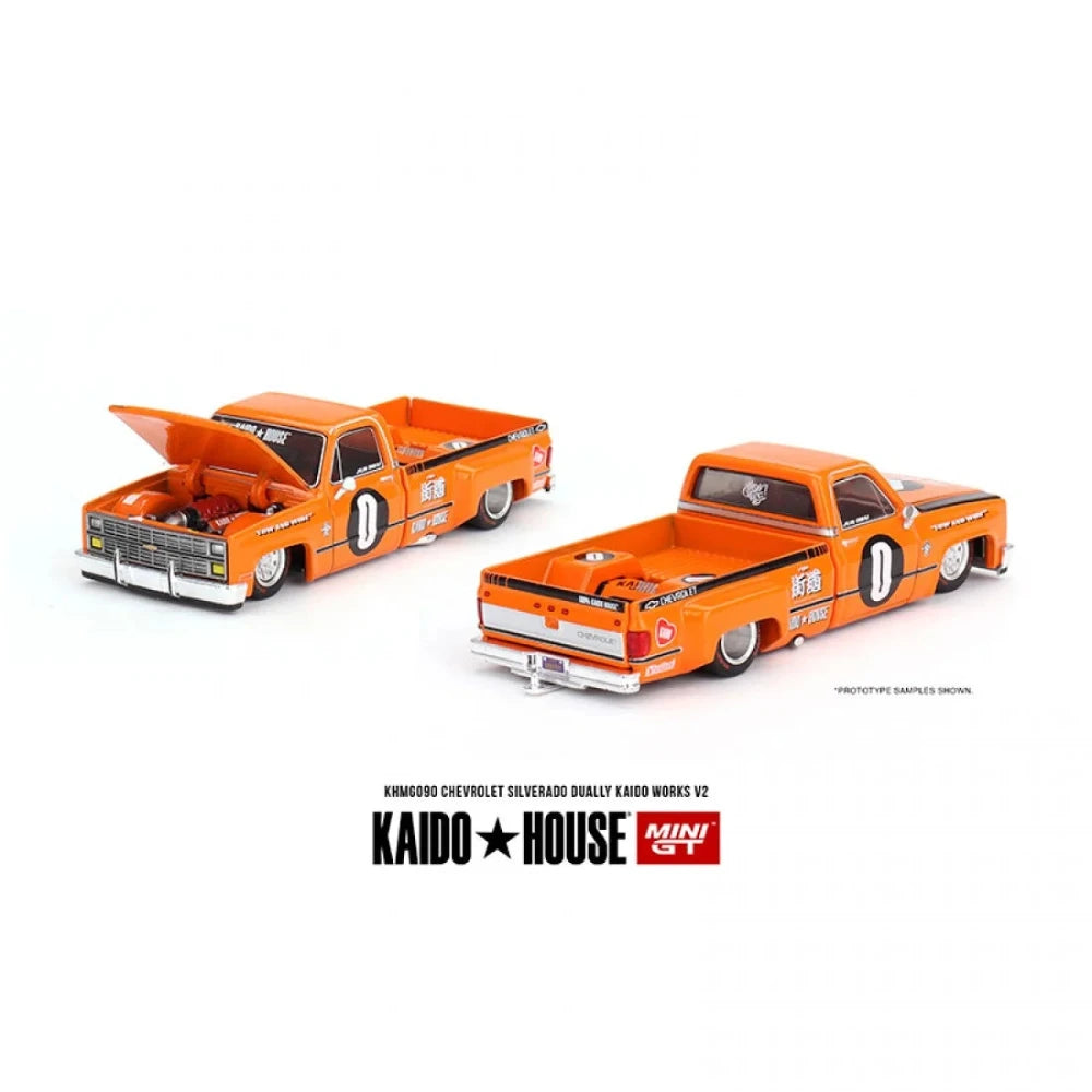 Toyworld-Byronbay-Lismore-Ballina-Mini-GT-1:64-Chevrolet-Silverado-Dually-Kaido-Works-V2-both