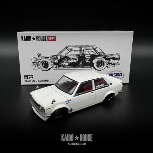 Mini GT - 1:64 Datsun 510 Street Nismo V2 White Kaido House