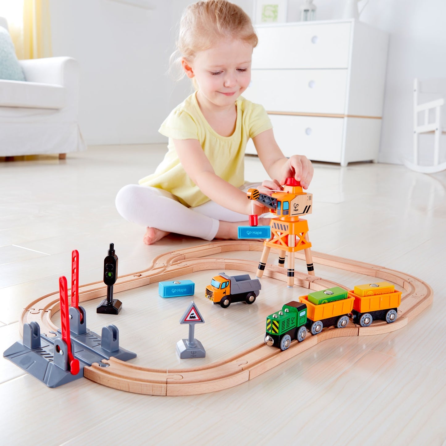 Hape - Crossing and Crane Set